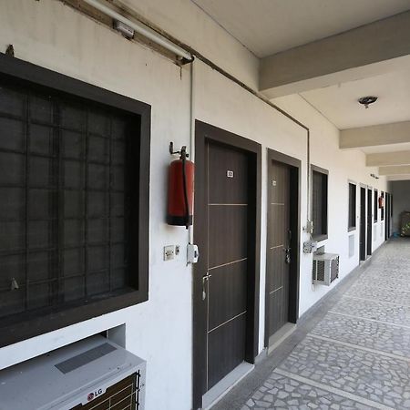 Hotel Shyam Palace Agra  Ngoại thất bức ảnh